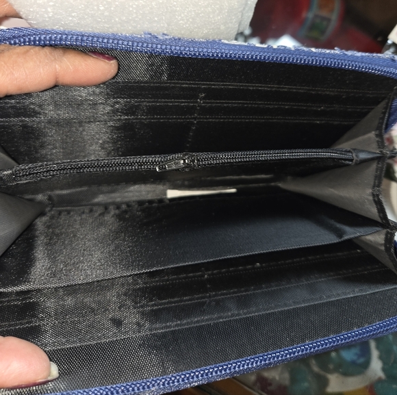 Western Stars Blue Denim Distressed Wallet NWT - Picture 3 of 7